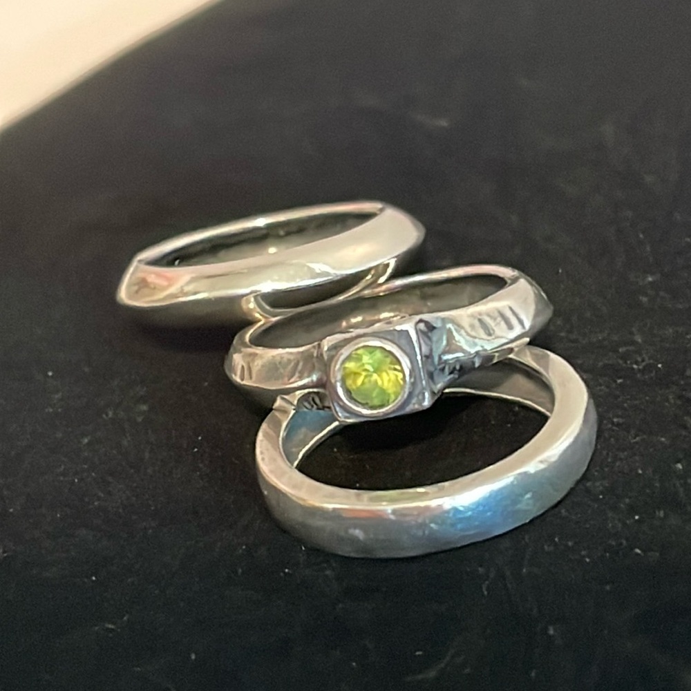 Silpada.925 peridot ring set of three